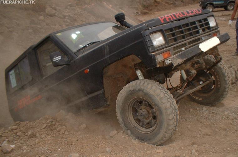 Nissan Patrol en trialeras 4x4